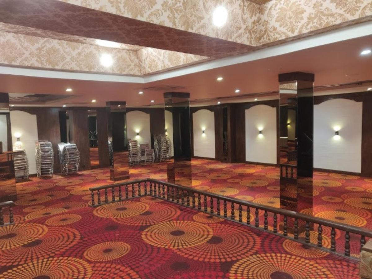 Hotel Vinayak Palace Bilāspur Esterno foto
