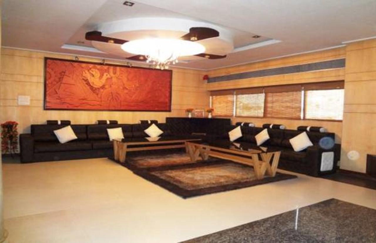 Hotel Vinayak Palace Bilāspur Esterno foto